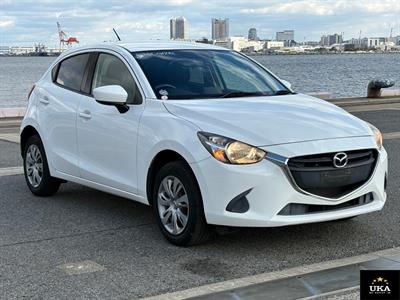 2016 Mazda Demio