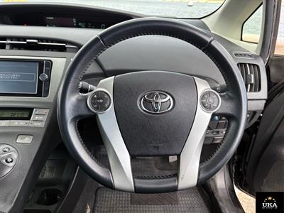 2013 Toyota Prius - Thumbnail
