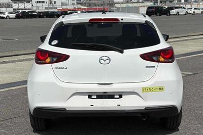 2020 Mazda 2 - Thumbnail