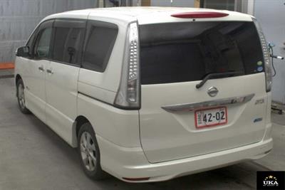 2013 Nissan Serena - Thumbnail