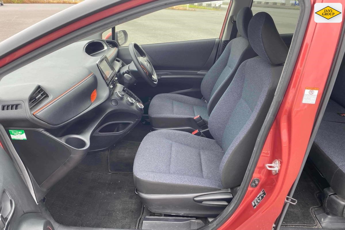 2016 Toyota Sienta