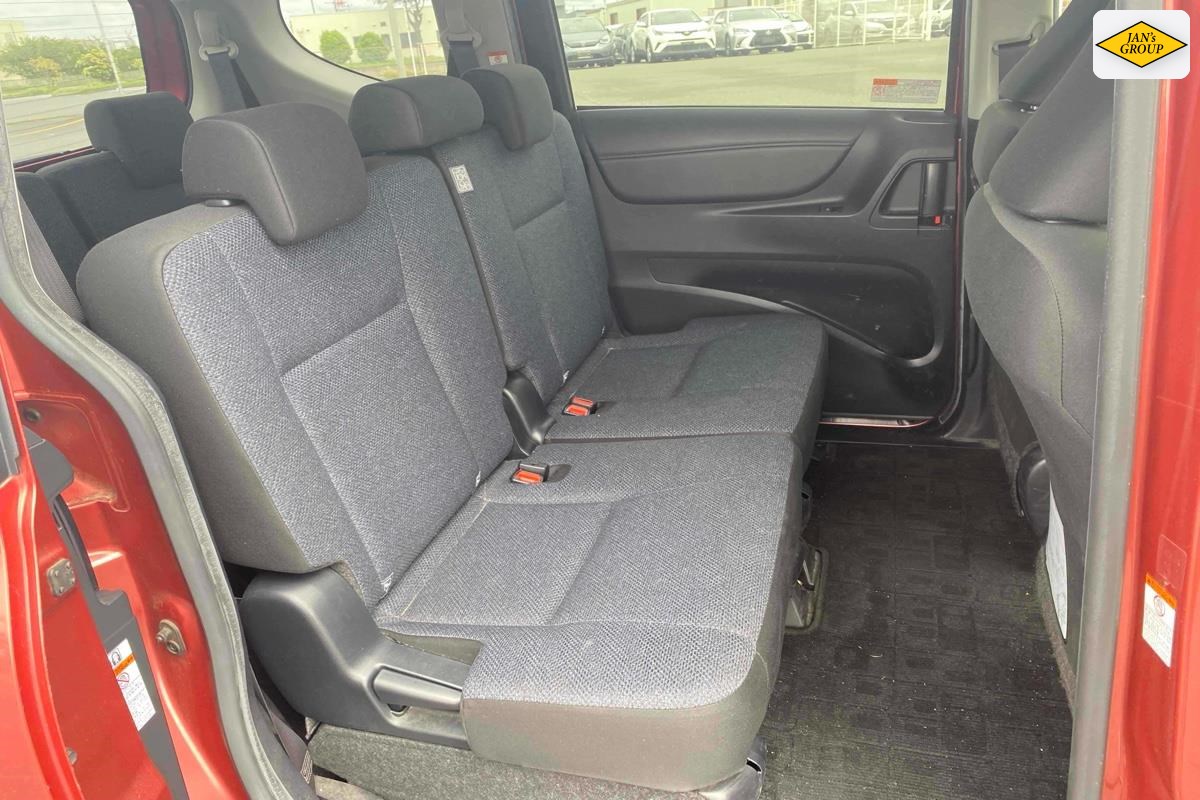 2016 Toyota Sienta