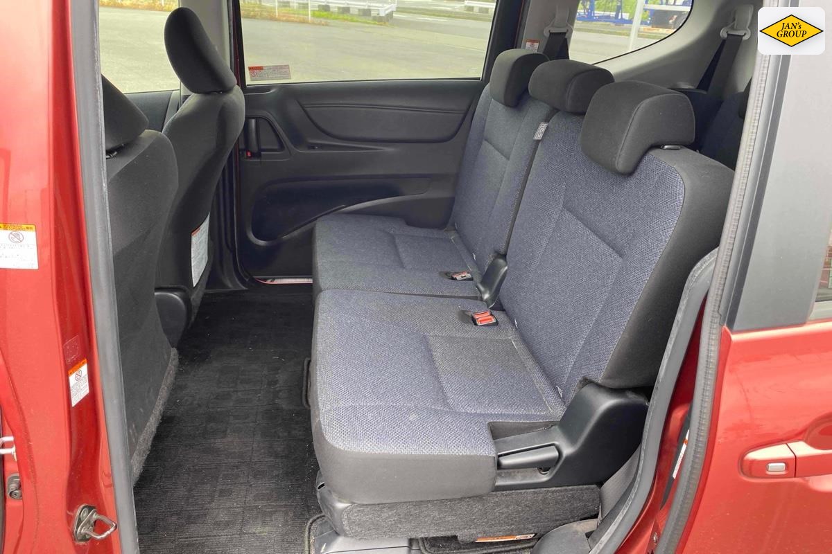2016 Toyota Sienta