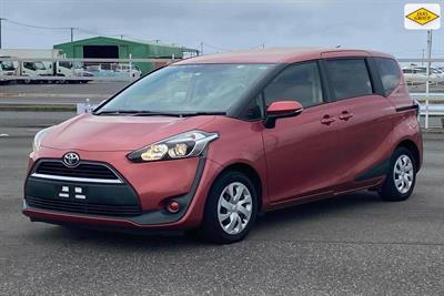 2016 Toyota Sienta - Thumbnail