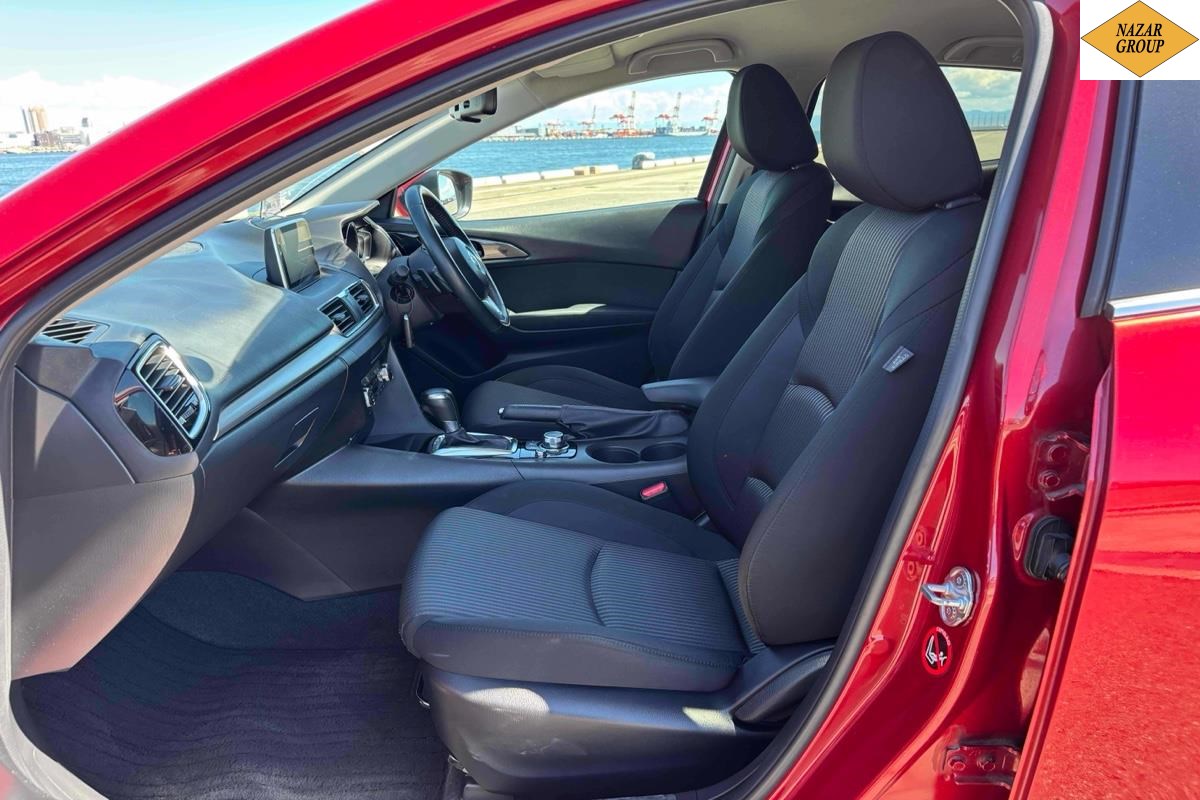 2013 Mazda Axela