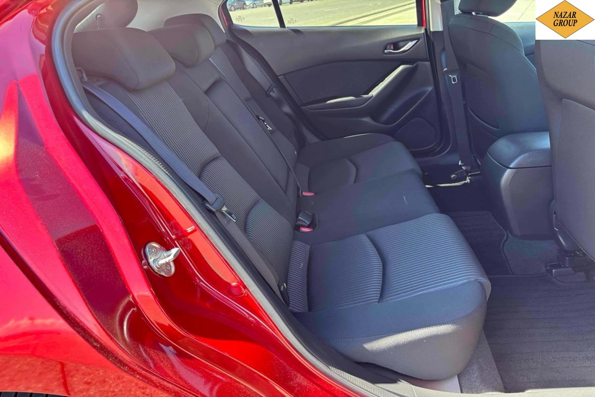 2013 Mazda Axela