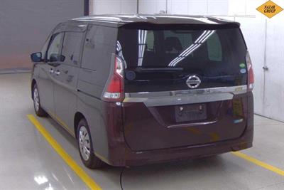 2016 Nissan Serena - Thumbnail
