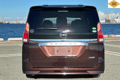 2016 Nissan Serena - Thumbnail