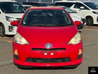 2013 Toyota Aqua - Thumbnail