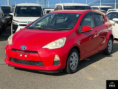 2013 Toyota Aqua - Thumbnail