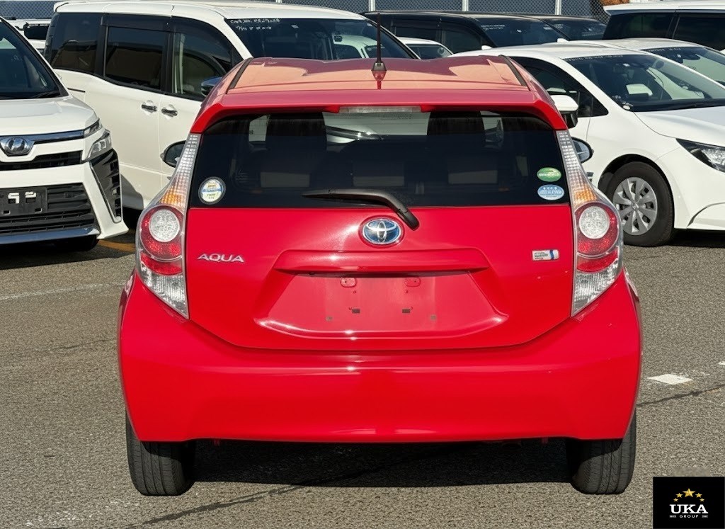 2013 Toyota Aqua