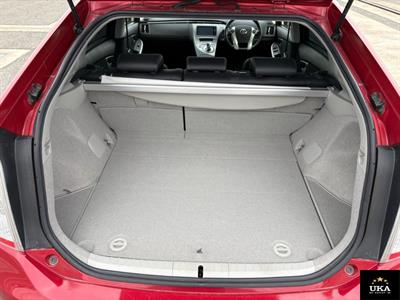 2013 Toyota Prius - Thumbnail