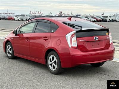 2013 Toyota Prius - Thumbnail