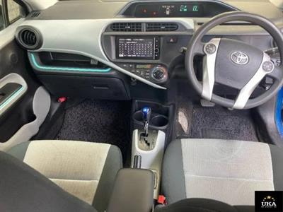 2013 Toyota Aqua - Thumbnail
