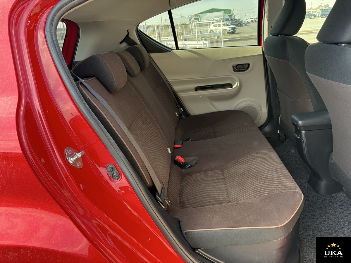 2013 Toyota Aqua
