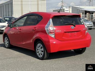 2013 Toyota Aqua - Thumbnail