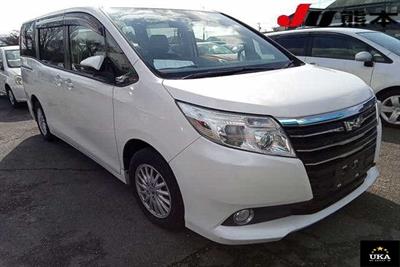 2015 Toyota Noah - Thumbnail