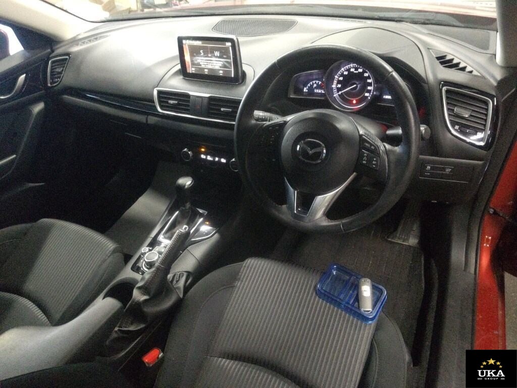 2015 Mazda Axela