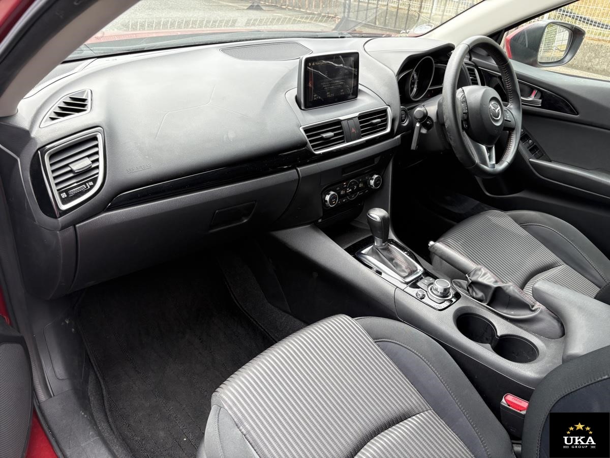 2015 Mazda Axela