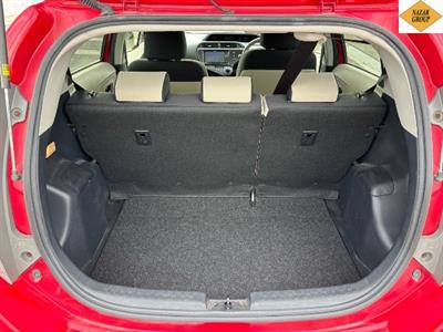 2014 Toyota Aqua - Thumbnail