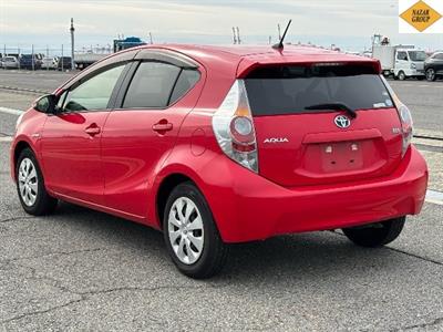 2014 Toyota Aqua - Thumbnail