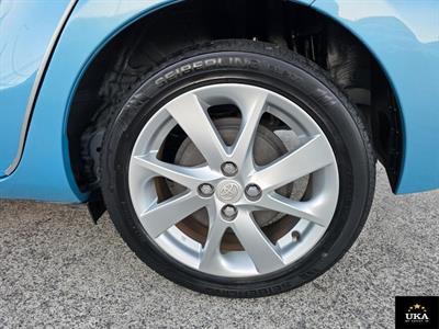 2016 Toyota Aqua - Thumbnail