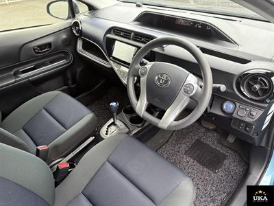 2016 Toyota Aqua - Thumbnail
