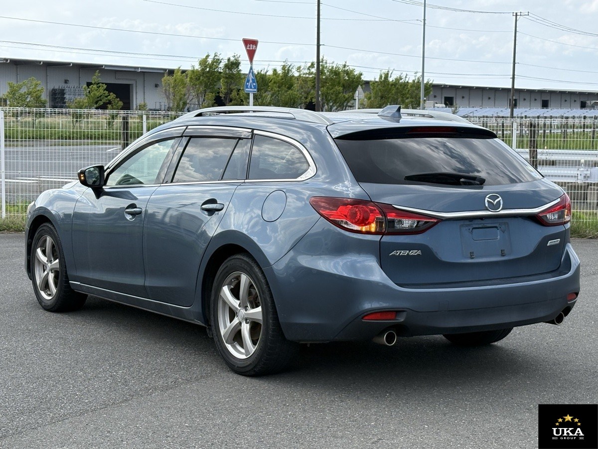2013 Mazda Atenza