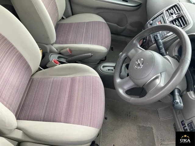 2016 Nissan March