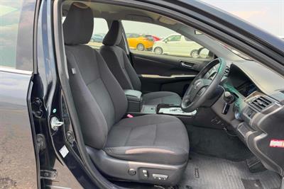 2012 Toyota Camry - Thumbnail