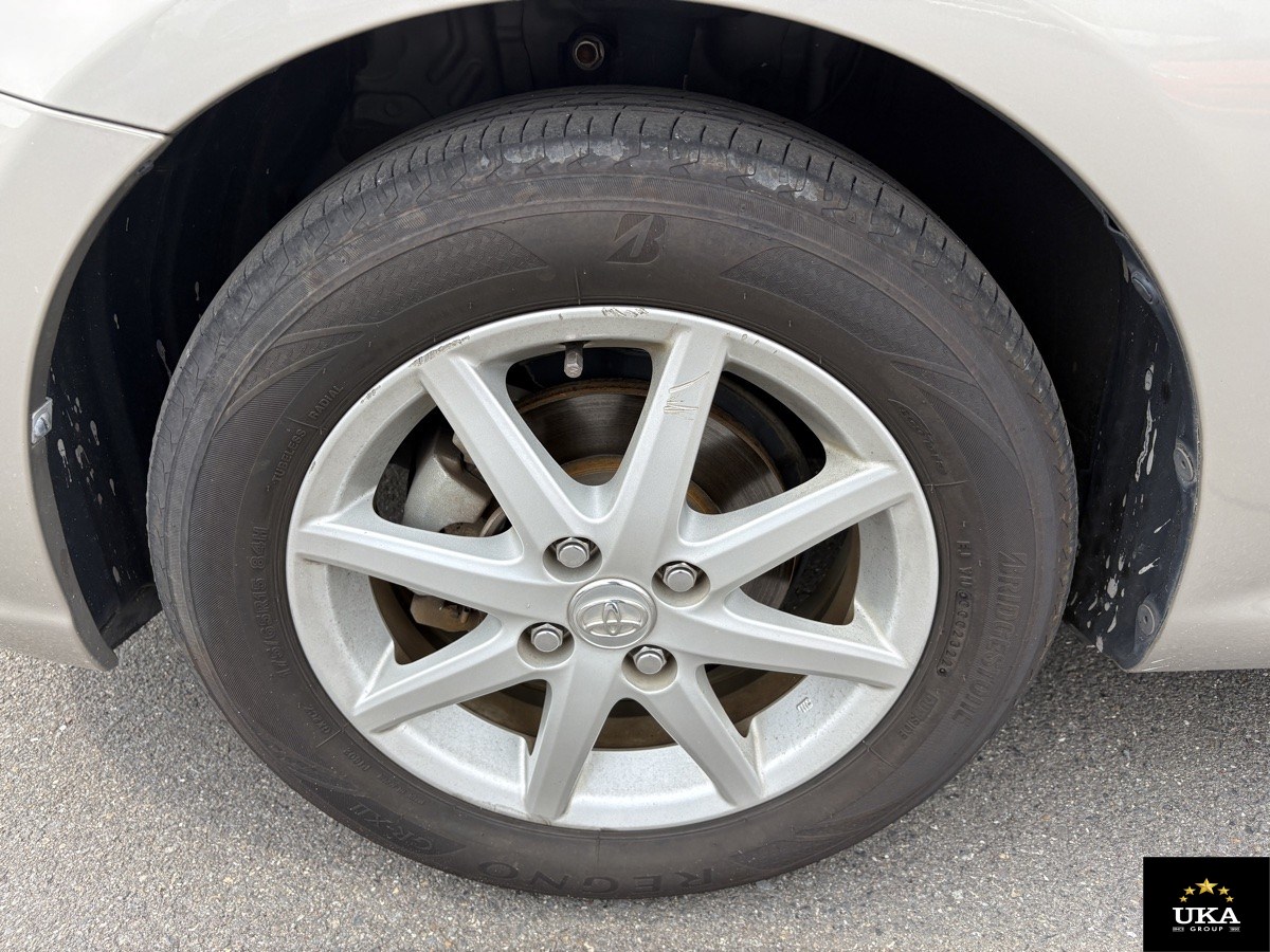 2013 Toyota Axio