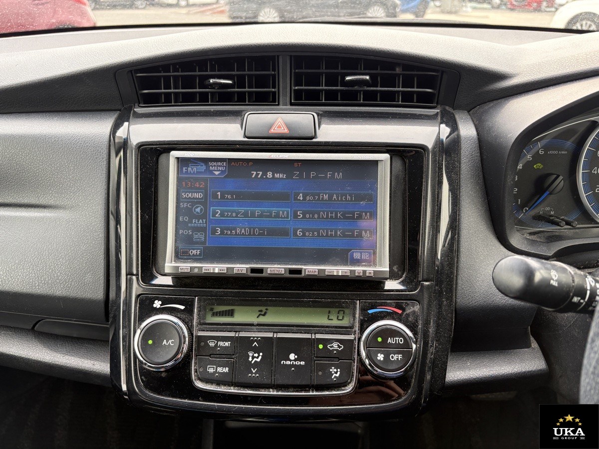 2013 Toyota Axio