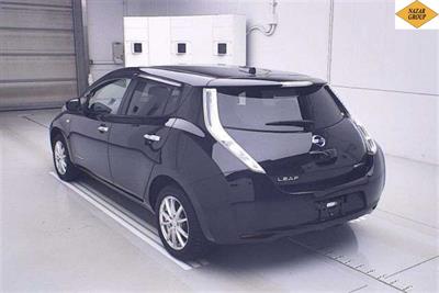 2017 Nissan Leaf - Thumbnail