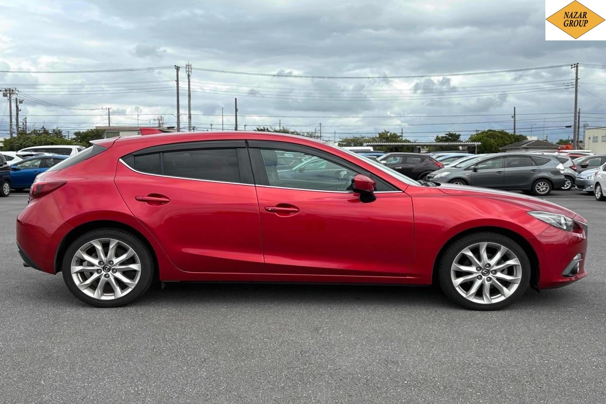 2014 Mazda Axela