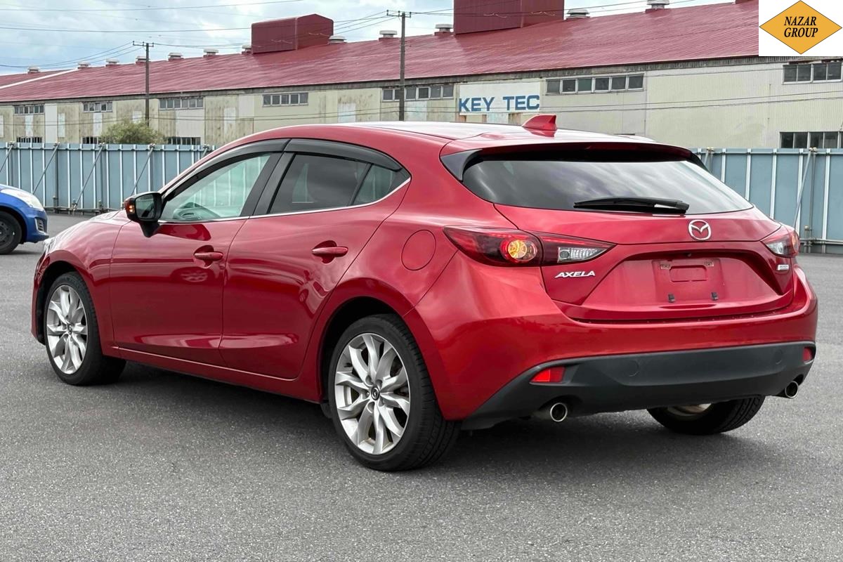 2014 Mazda Axela