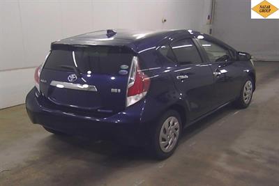 2016 Toyota Aqua - Thumbnail