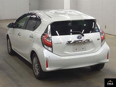 2018 Toyota Aqua - Thumbnail