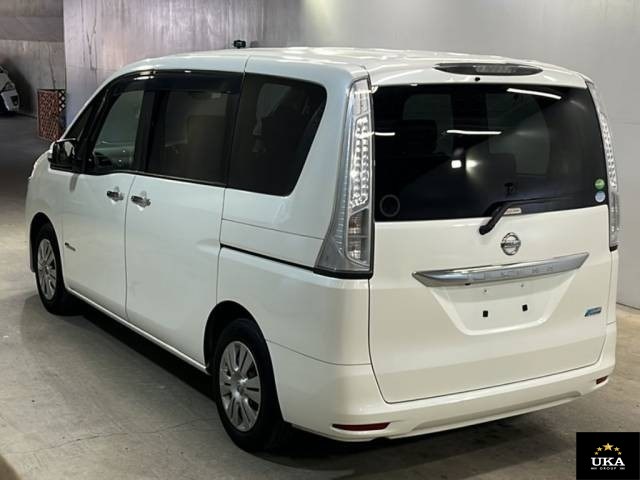 2015 Nissan Serena