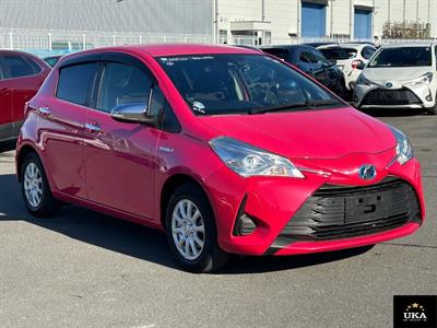 2018 Toyota Vitz - Thumbnail