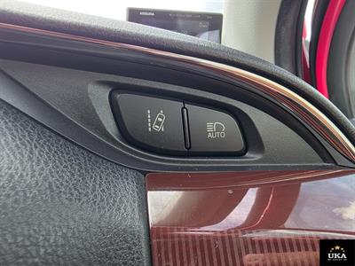 2018 Toyota Vitz - Thumbnail