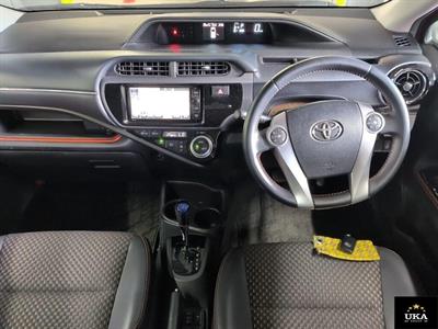 2015 Toyota Aqua - Thumbnail
