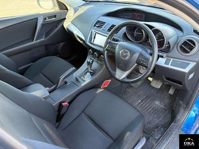 2013 Mazda Axela - Thumbnail