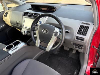 2013 Toyota Prius - Thumbnail