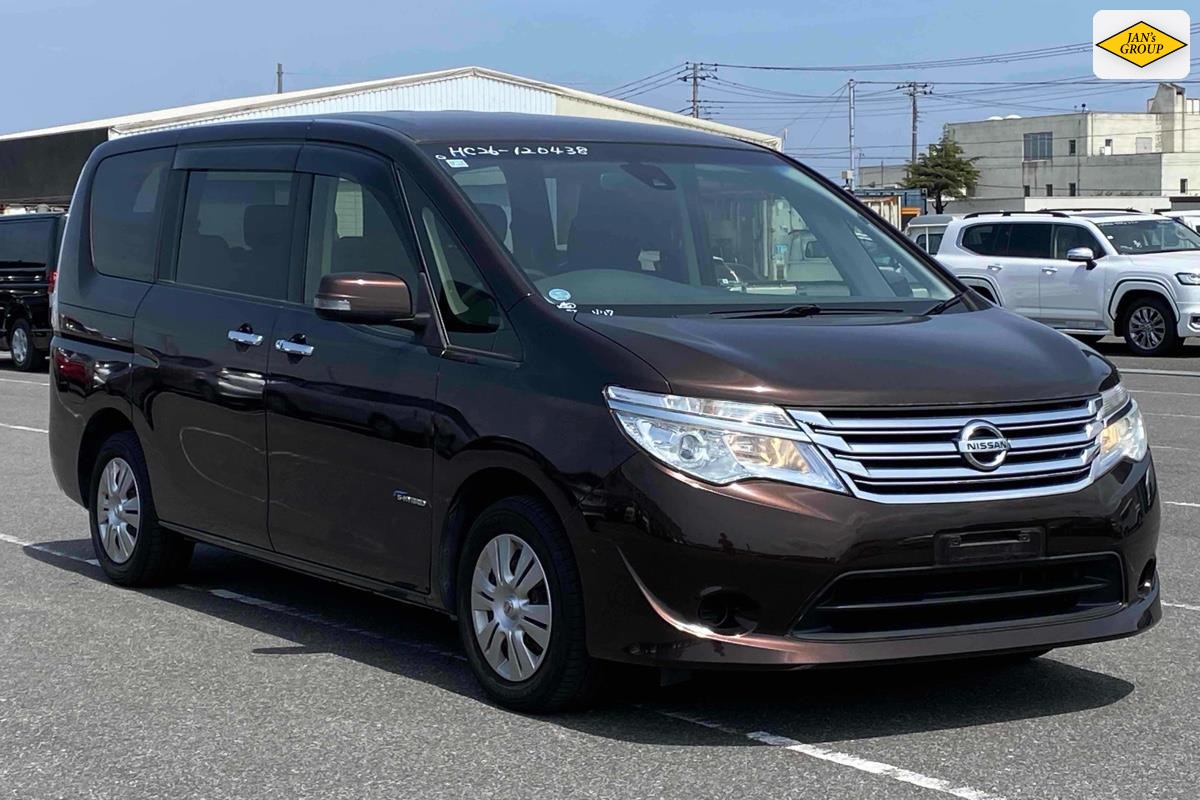 2015 Nissan Serena