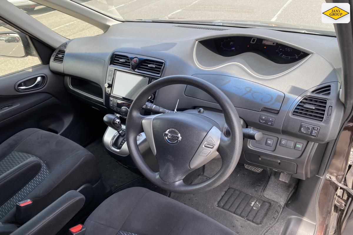 2015 Nissan Serena