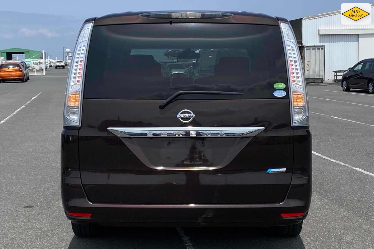2015 Nissan Serena