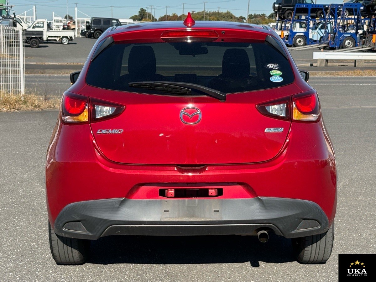 2017 Mazda Demio