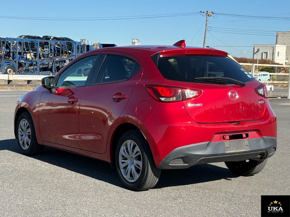 2017 Mazda Demio