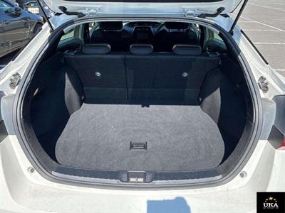 2019 Toyota Prius - Thumbnail