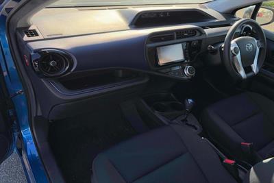 2016 Toyota Aqua - Thumbnail